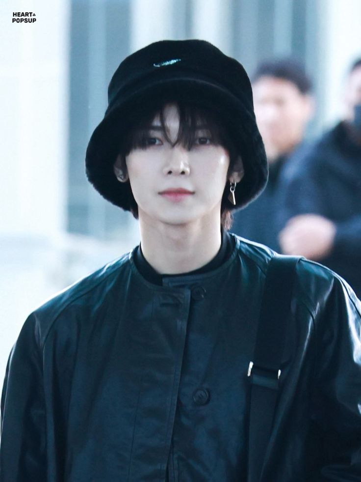 에이티즈의 비하인드 컷
