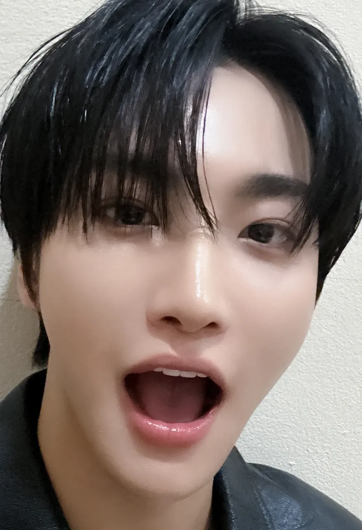 星和 (ATEEZ)的最新活动照片