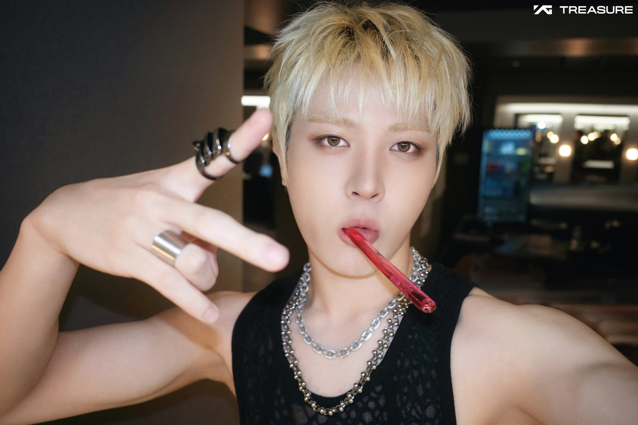 TREASURE의 비하인드 컷