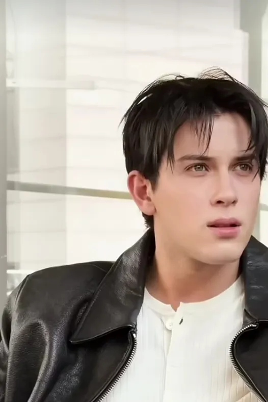 Recent activity shot of Alejandro (SANTOS BRAVOS)