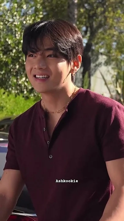 Foto terbaru V (BTS)