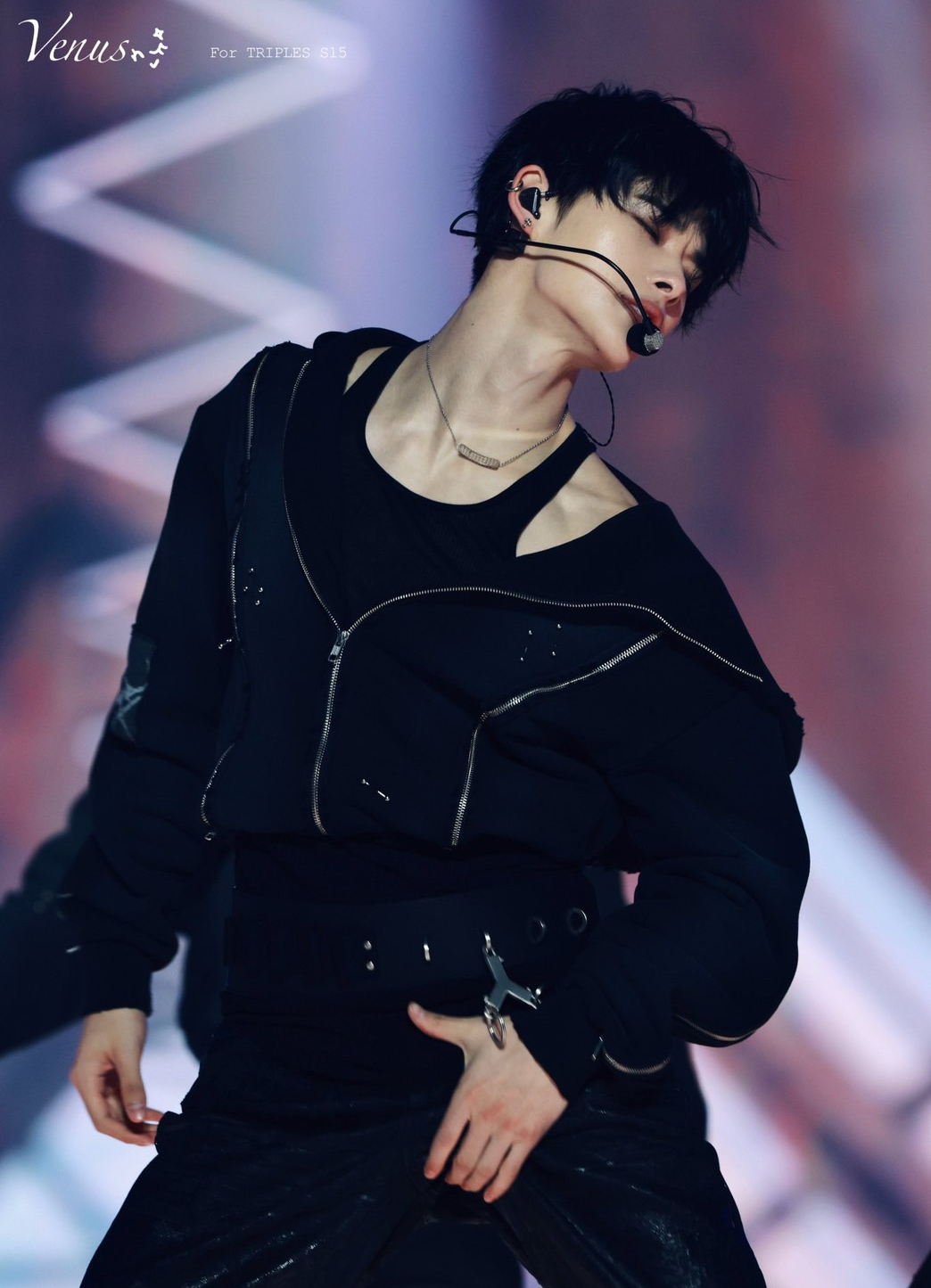 Recent activity shot of NI-KI (ENHYPEN)