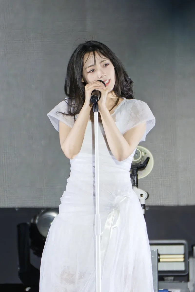 A moment captured by Siyeon (QWER)'s fan