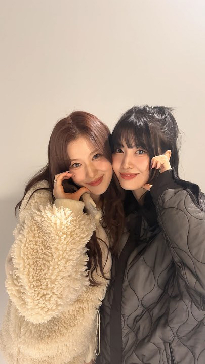 A moment captured by Momo (TWICE)'s fan