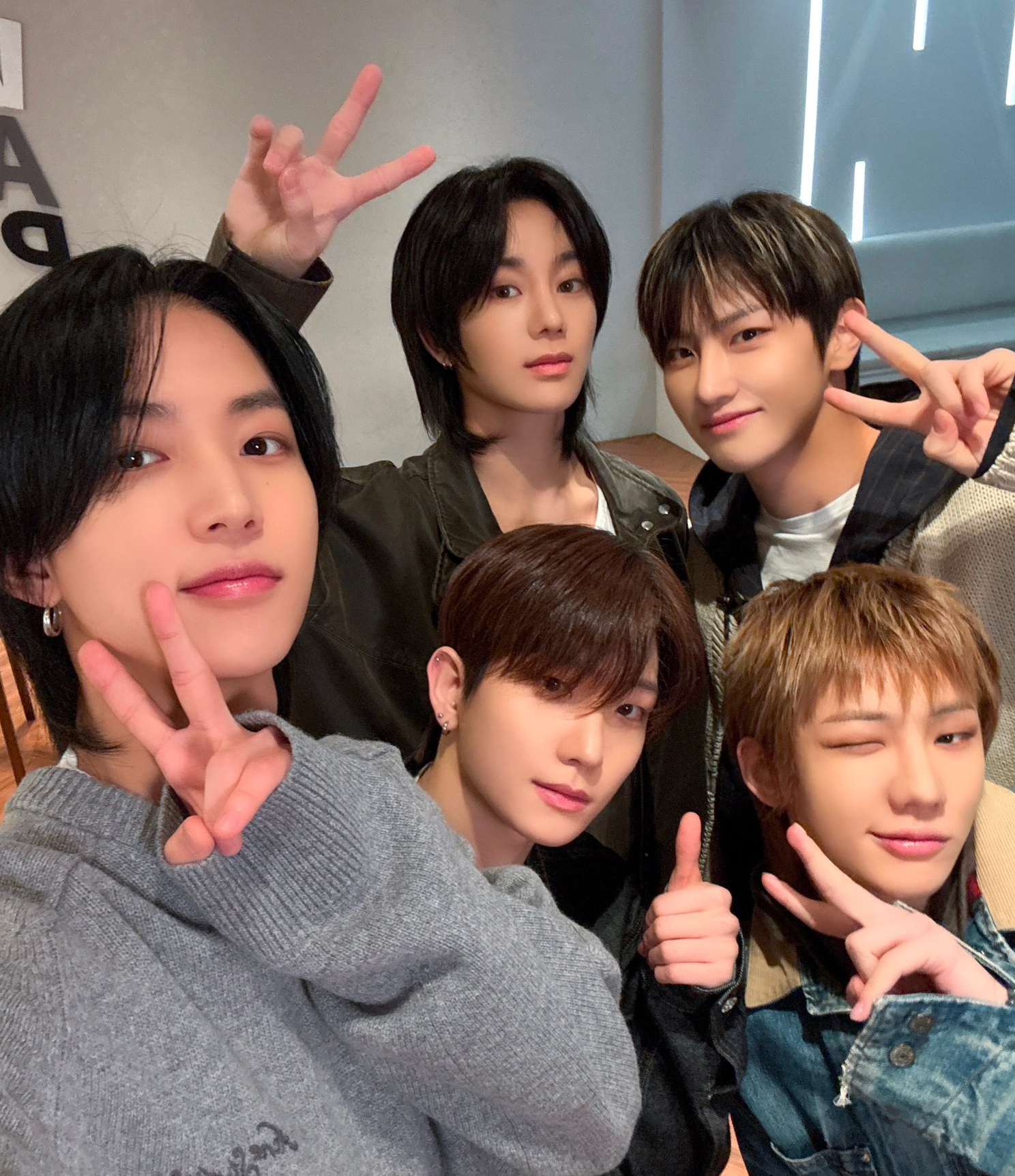 A moment captured by TNX's fan