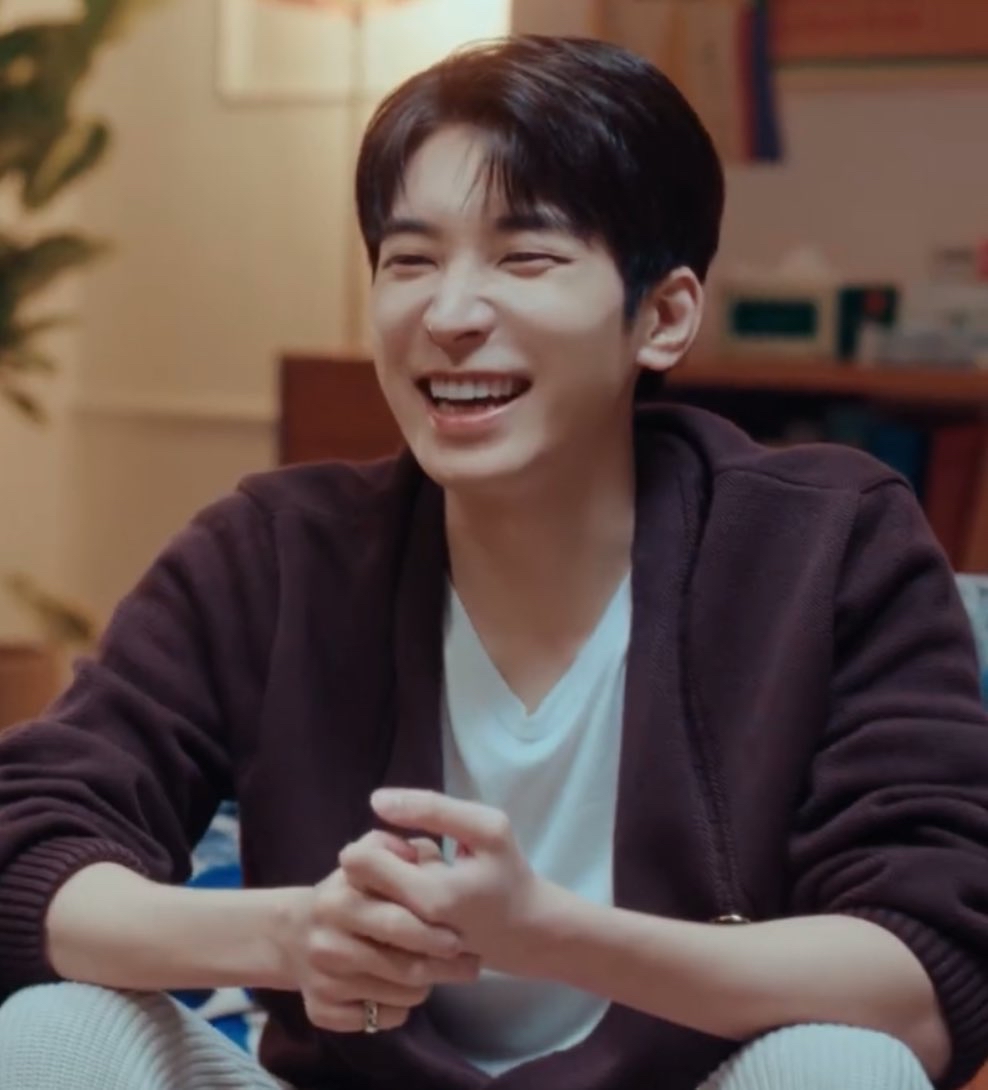 A moment captured by Wonwoo (SEVENTEEN)'s fan