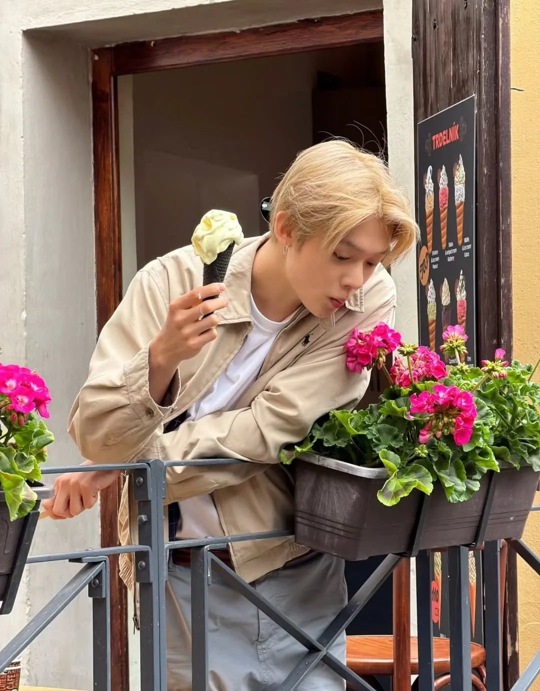 Foto terbaru Yeonjun (TOMORROW X TOGETHER)