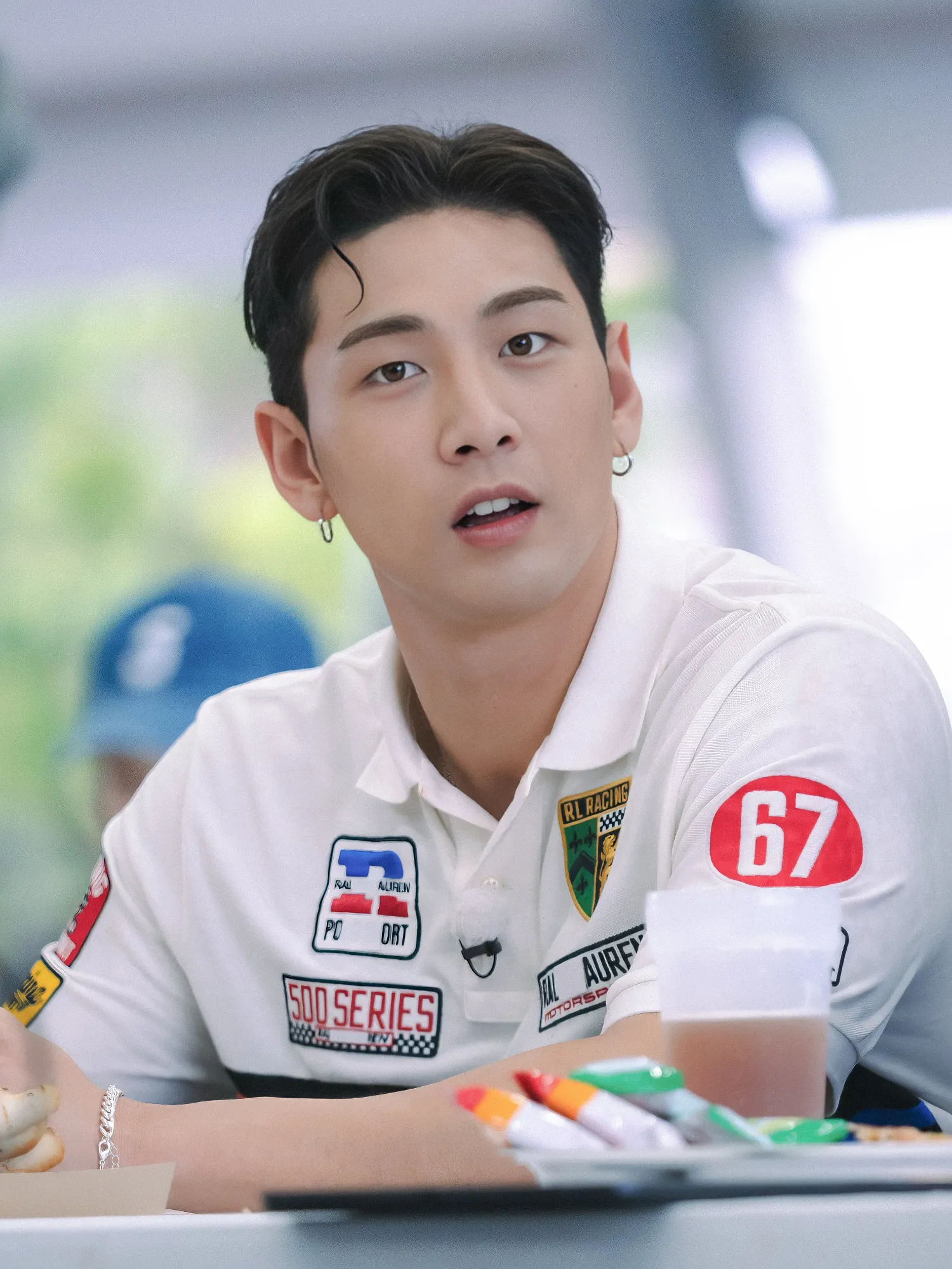 백호의 최신 사진