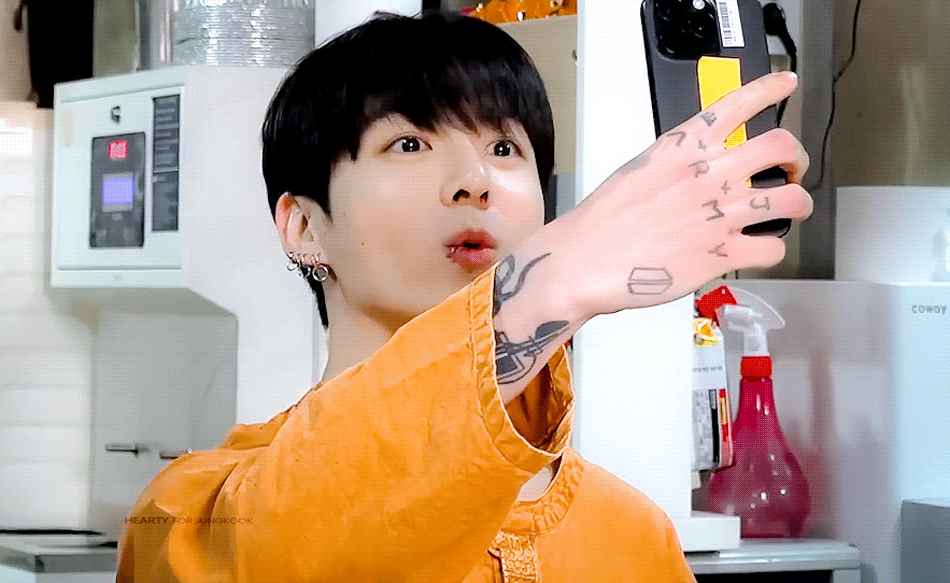 Foto terbaru Jungkook (BTS)