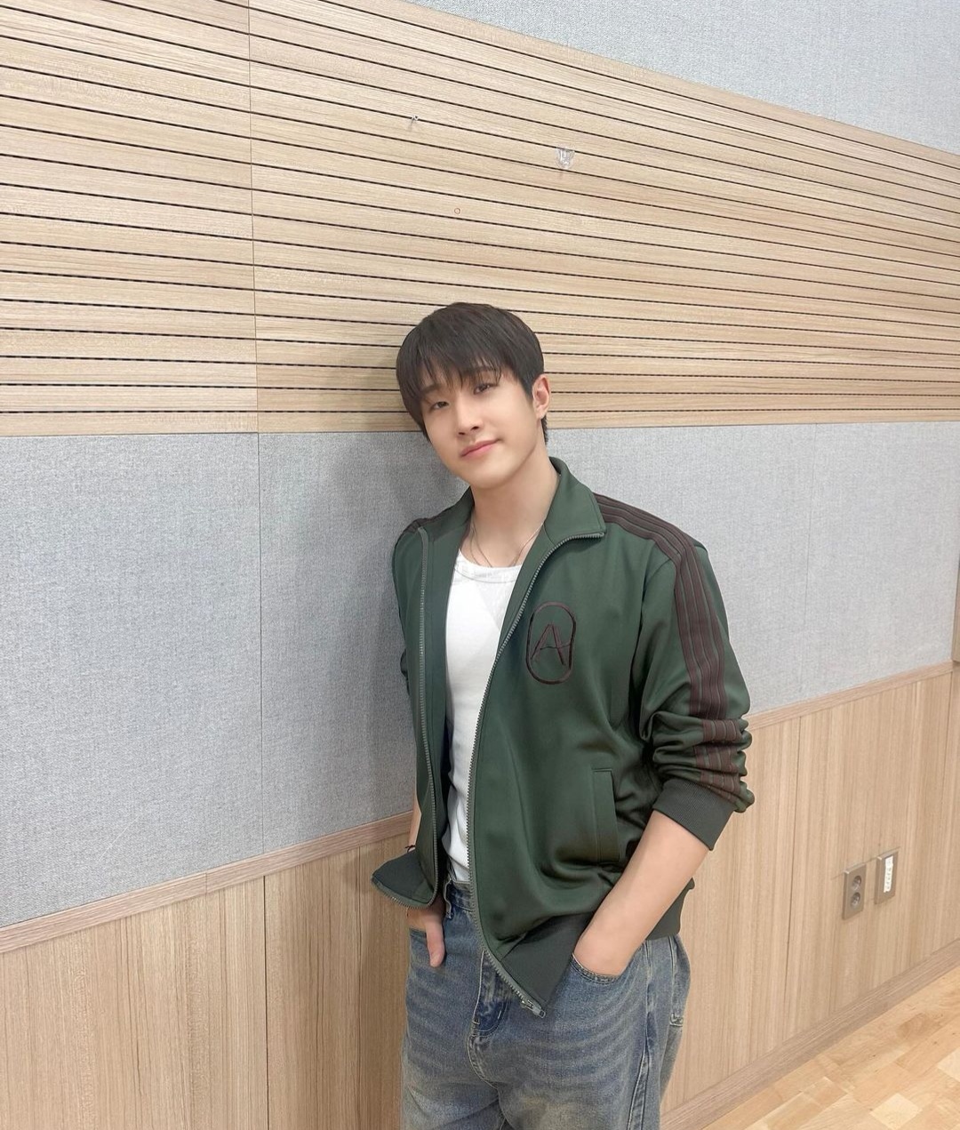 A moment captured by Jinjin (ASTRO)'s fan