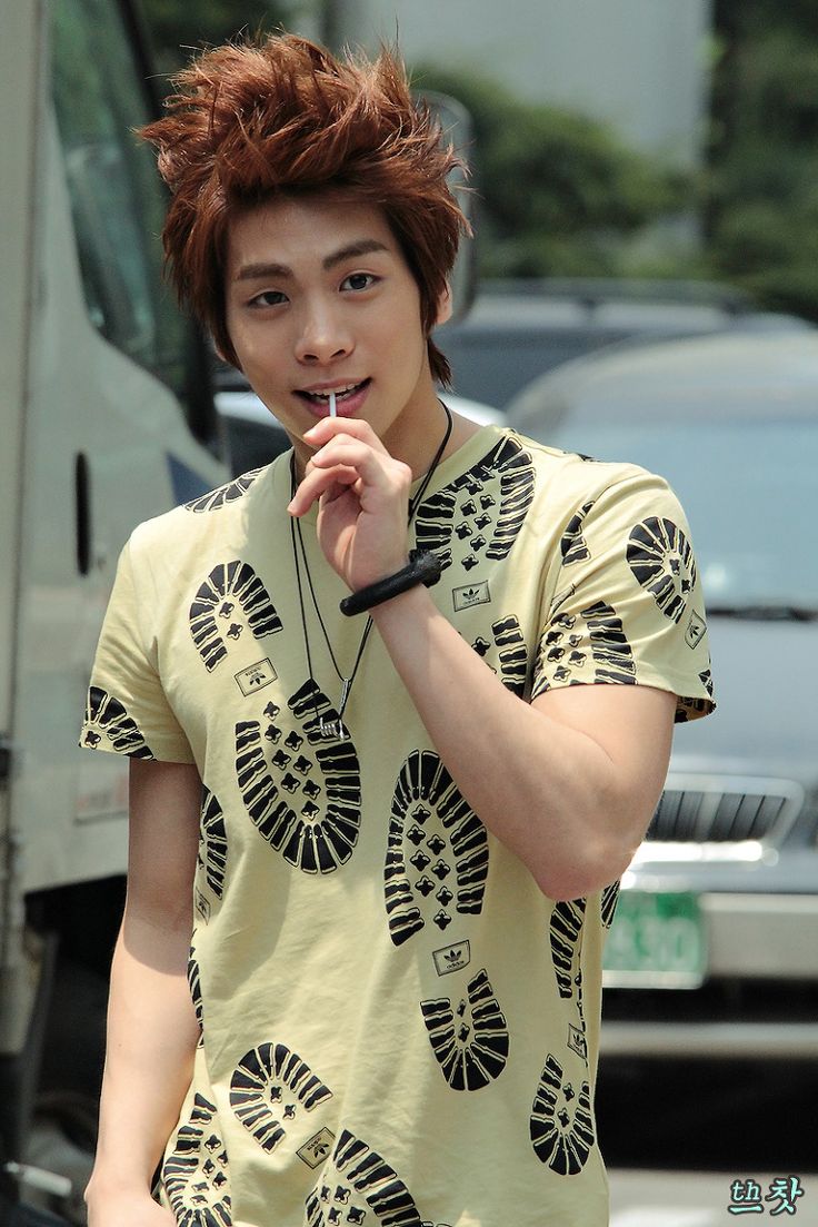 Latest photo of Jonghyun (SHINee)