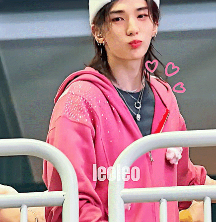 현진 (Stray Kids)의 최신 사진