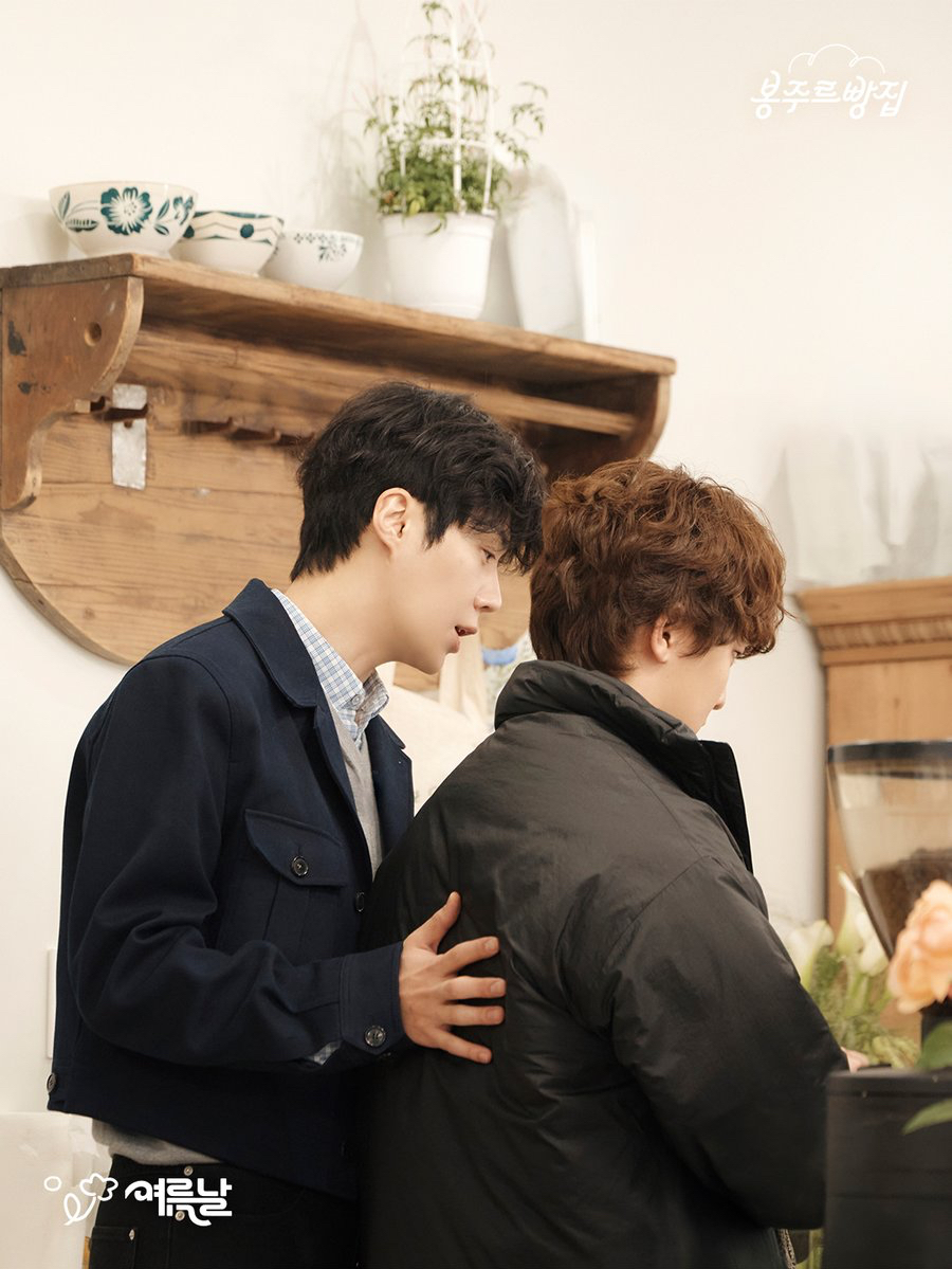 A moment captured by Dino (SEVENTEEN)'s fan