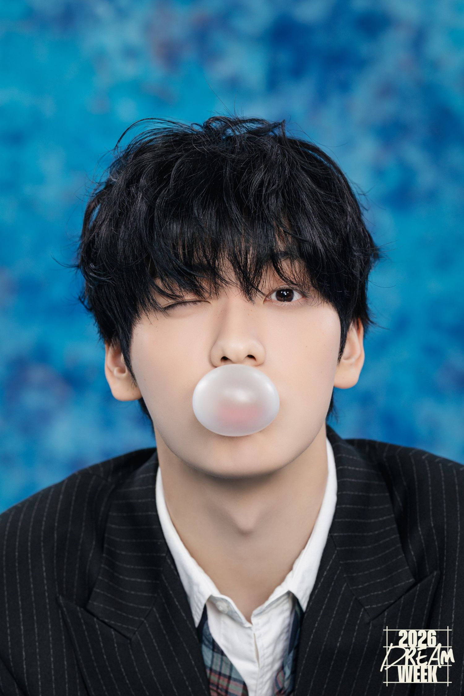 투모로우바이투게더의 비하인드 컷