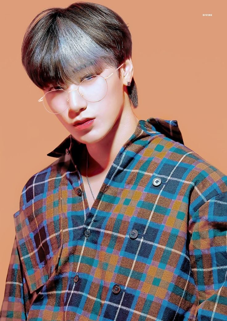 Behind-the-scenes cut of San (ATEEZ)