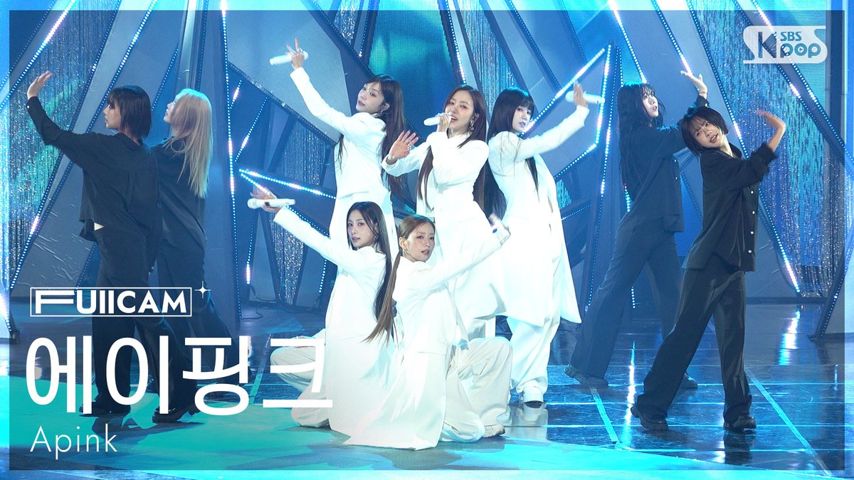 Apinkの最新写真