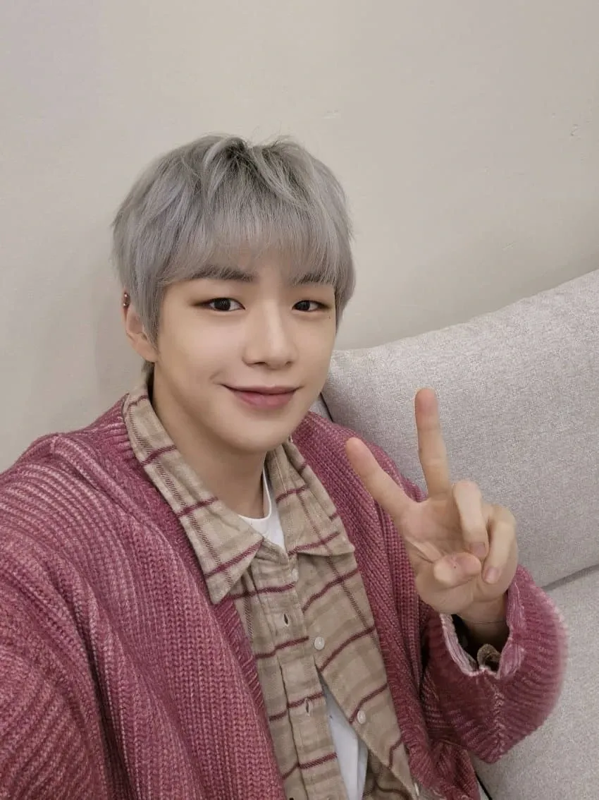 A moment captured by Kang Daniel's fan