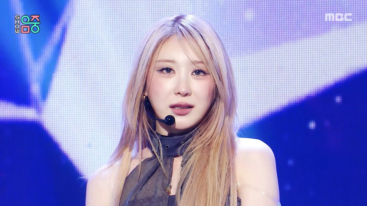 Behind-the-scenes cut of Lee Chaeyeon