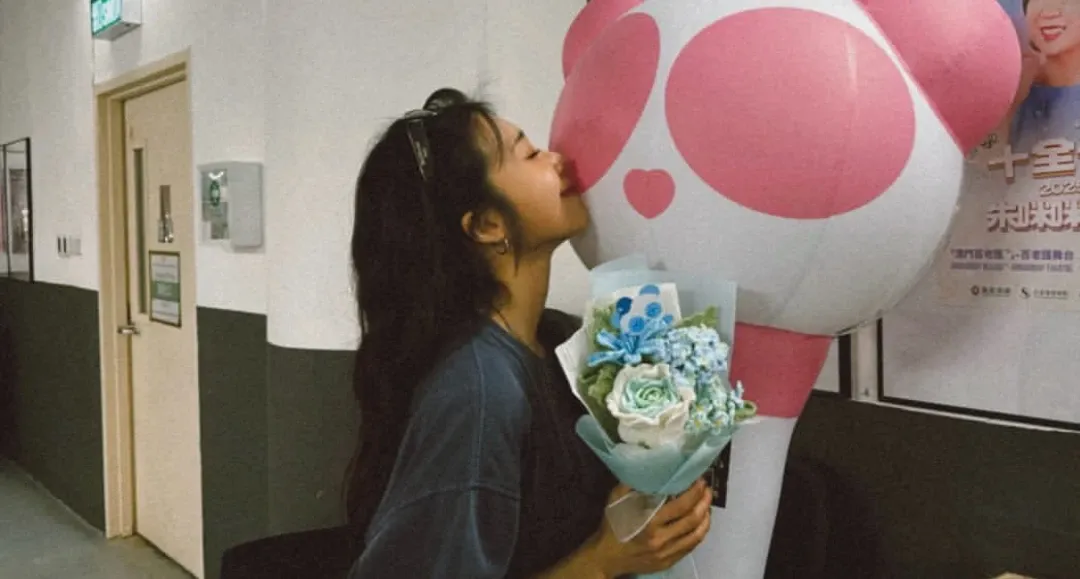 Apinkの最新写真