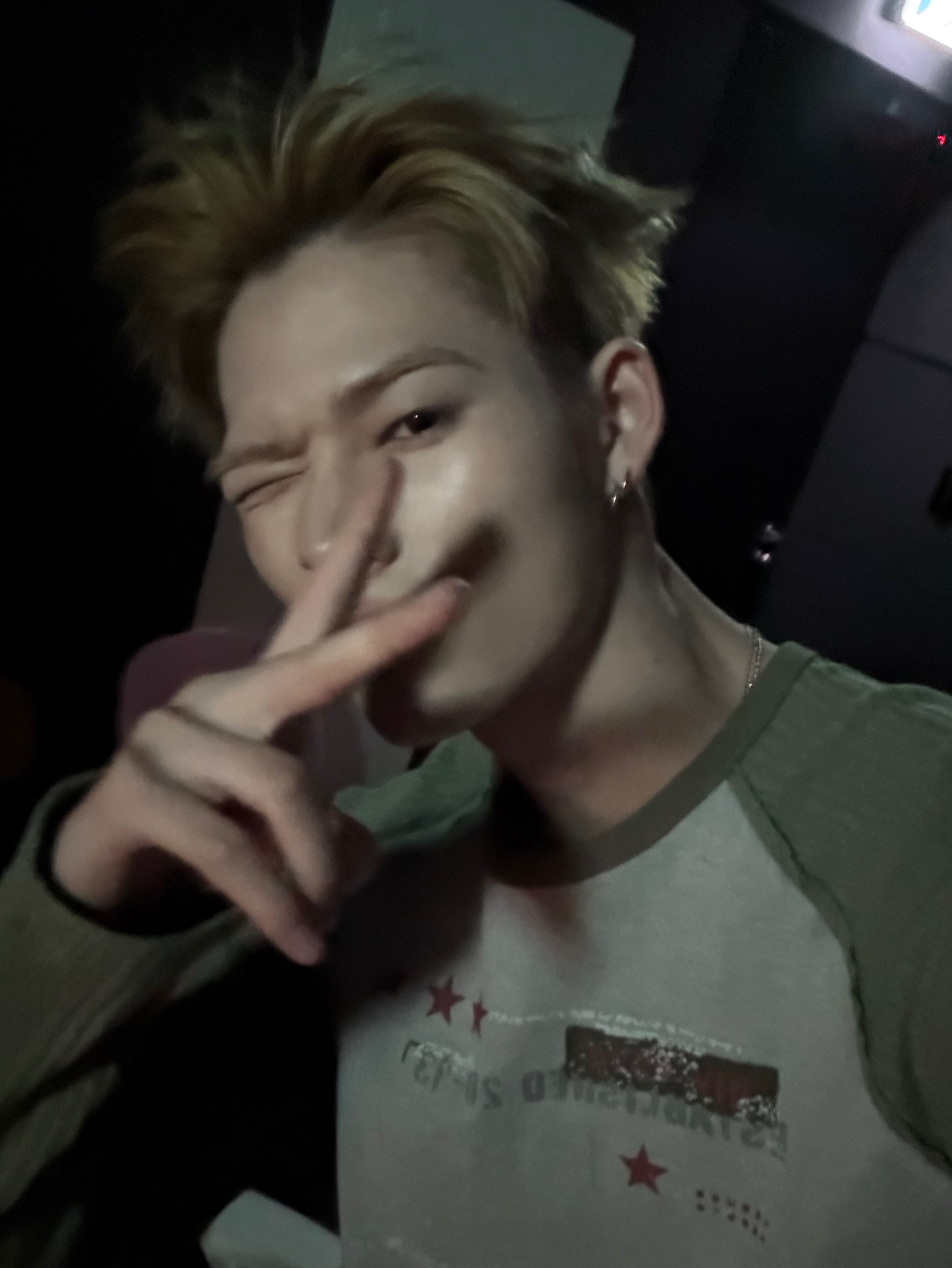 NI-KI (ENHYPEN)的最新照片