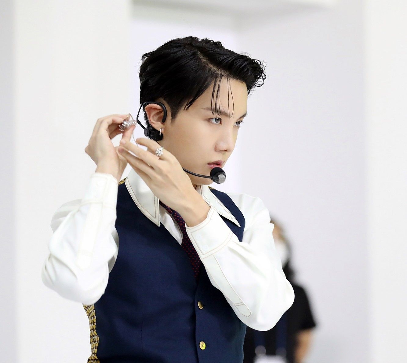 제이홉 (방탄소년단)의 최신 사진