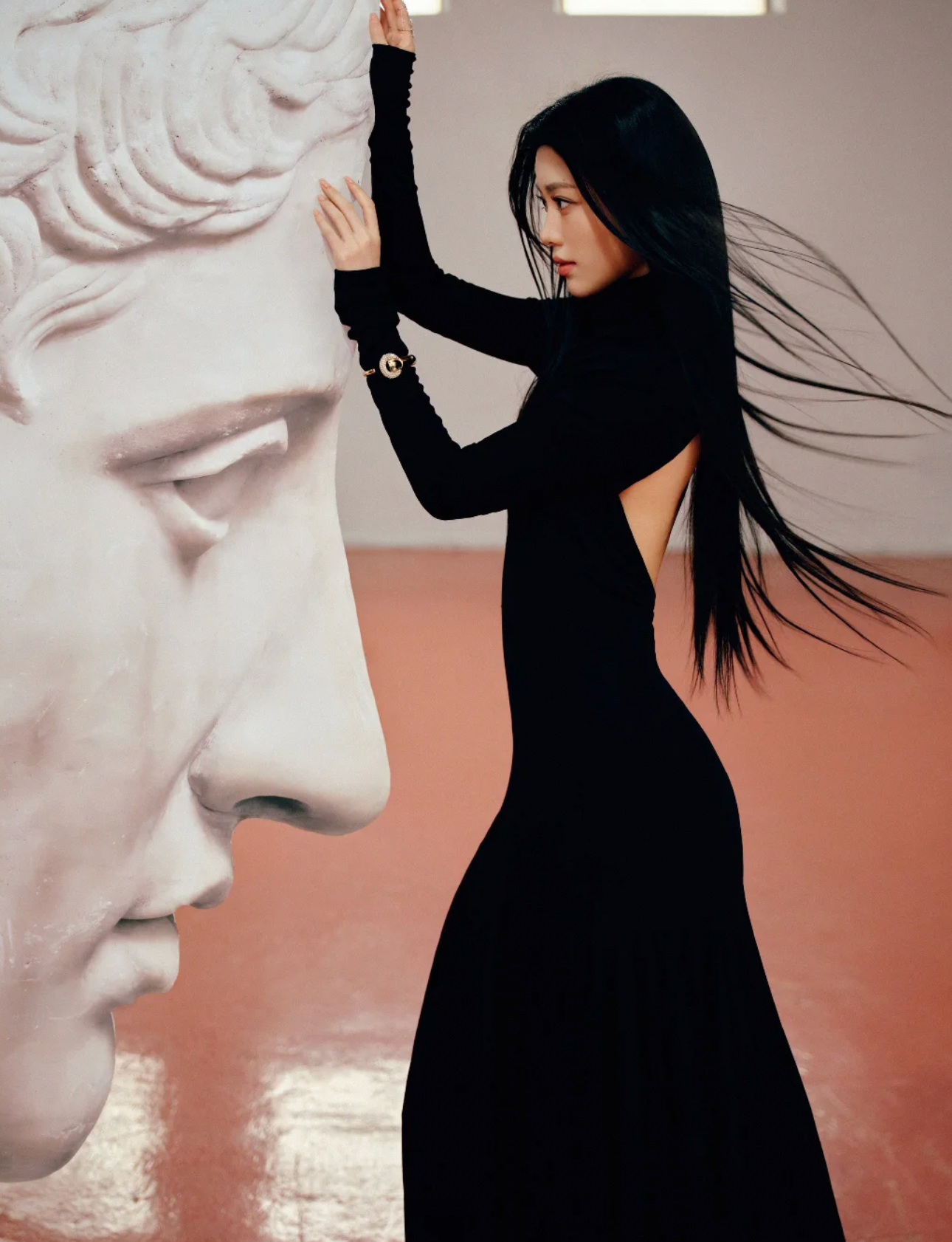 Behind-the-scenes cut of Xiao Ting (Kep1er)