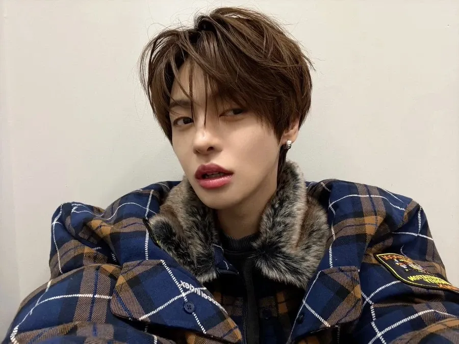 Behind-the-scenes cut of Lee Leo (ALPHA DRIVE ONE)