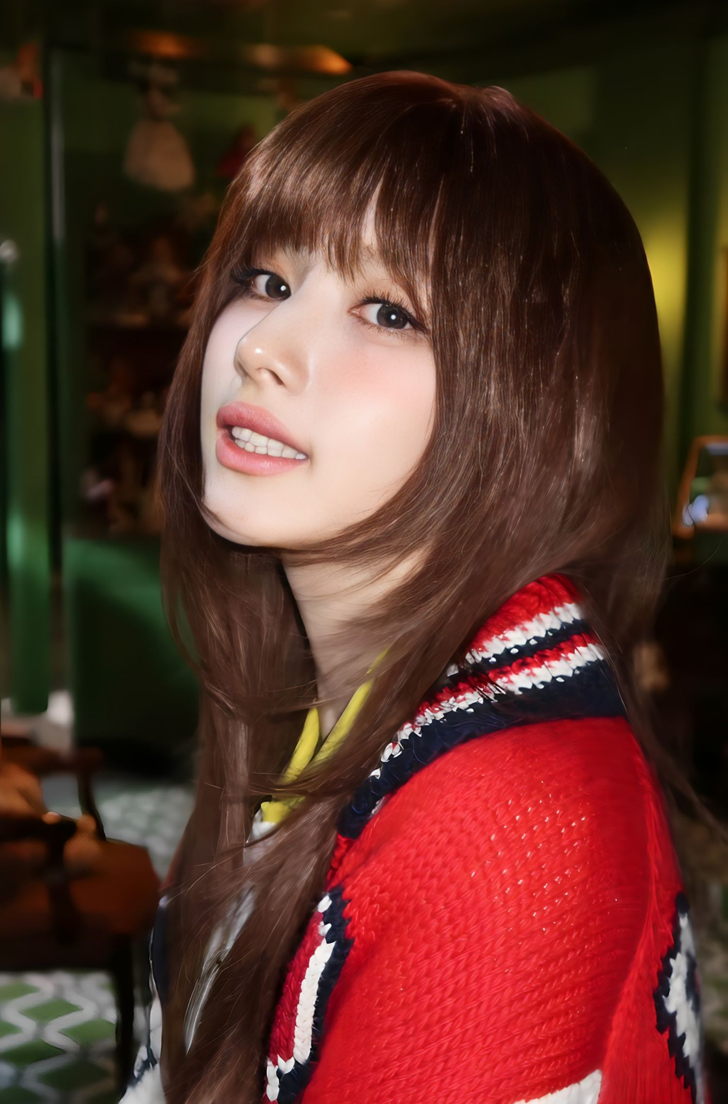 Foto terbaru Sana (TWICE)