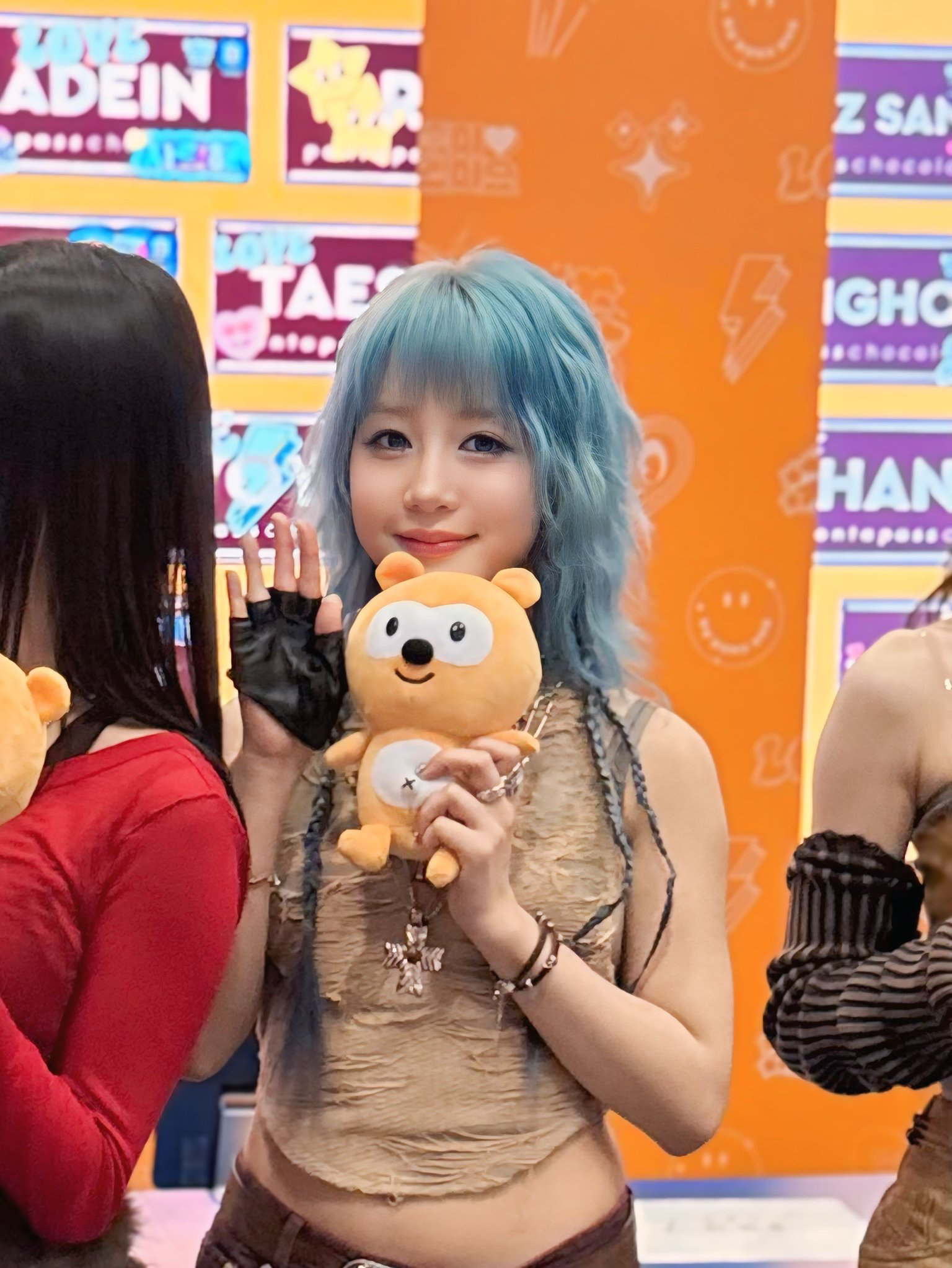 Behind-the-scenes cut of Hikaru (Kep1er)