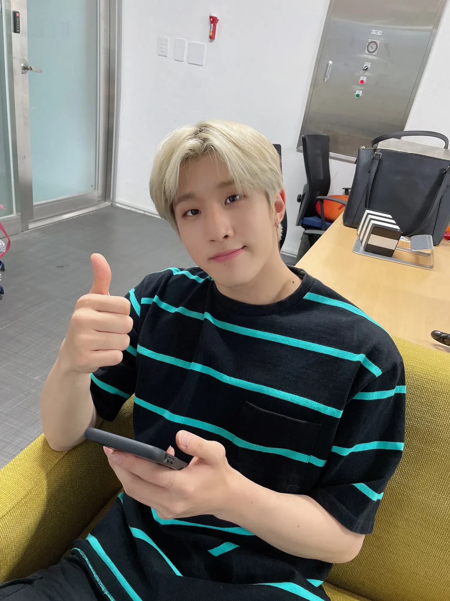 A moment captured by Jinjin (ASTRO)'s fan