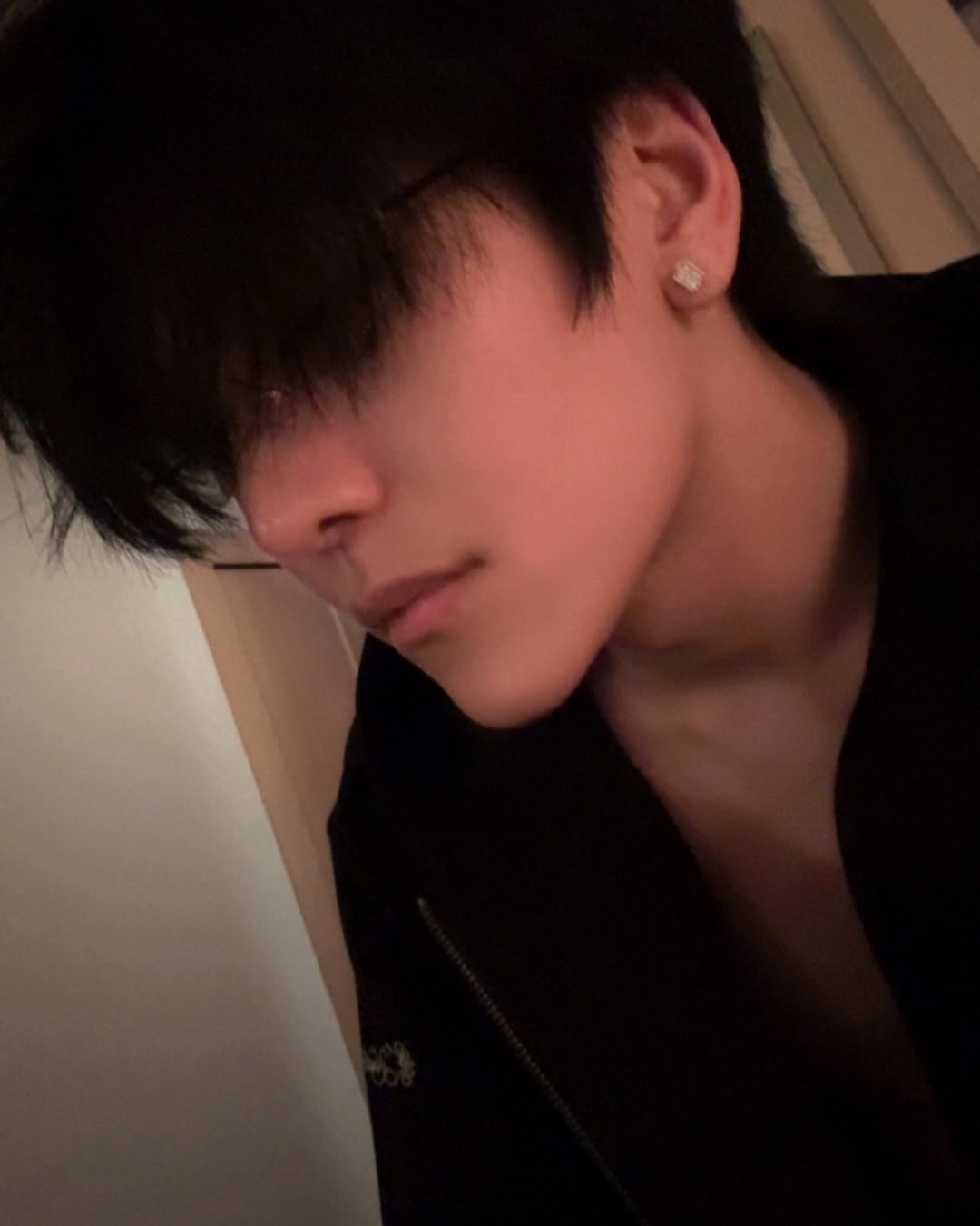 Recent activity shot of He Xinlong (ALPHA DRIVE ONE)