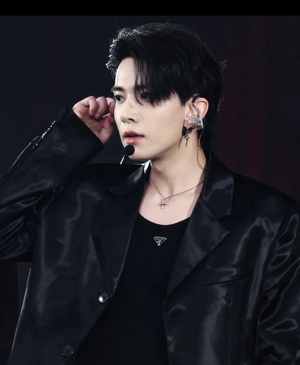 Foto aktivitas terbaru Heeseung