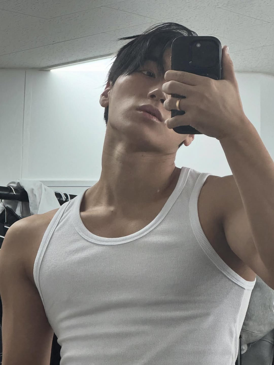 A moment captured by San (ATEEZ)'s fan