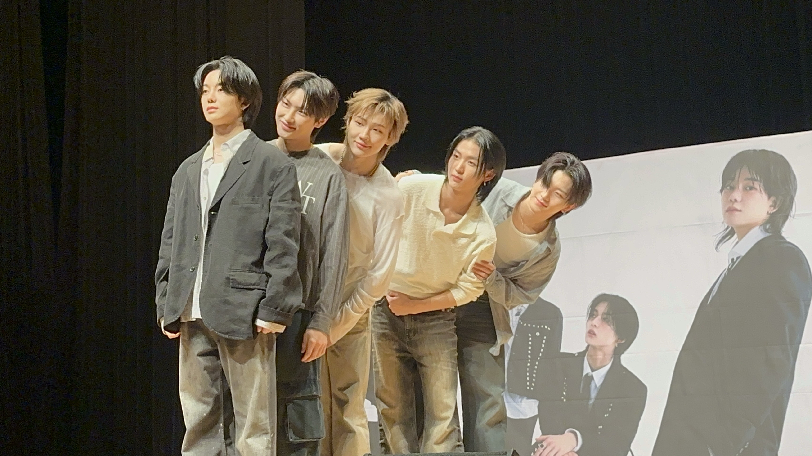 TNXの最近の活動写真