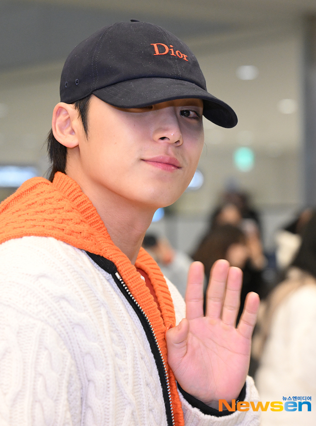 Foto aktivitas terbaru Mingyu (SEVENTEEN)