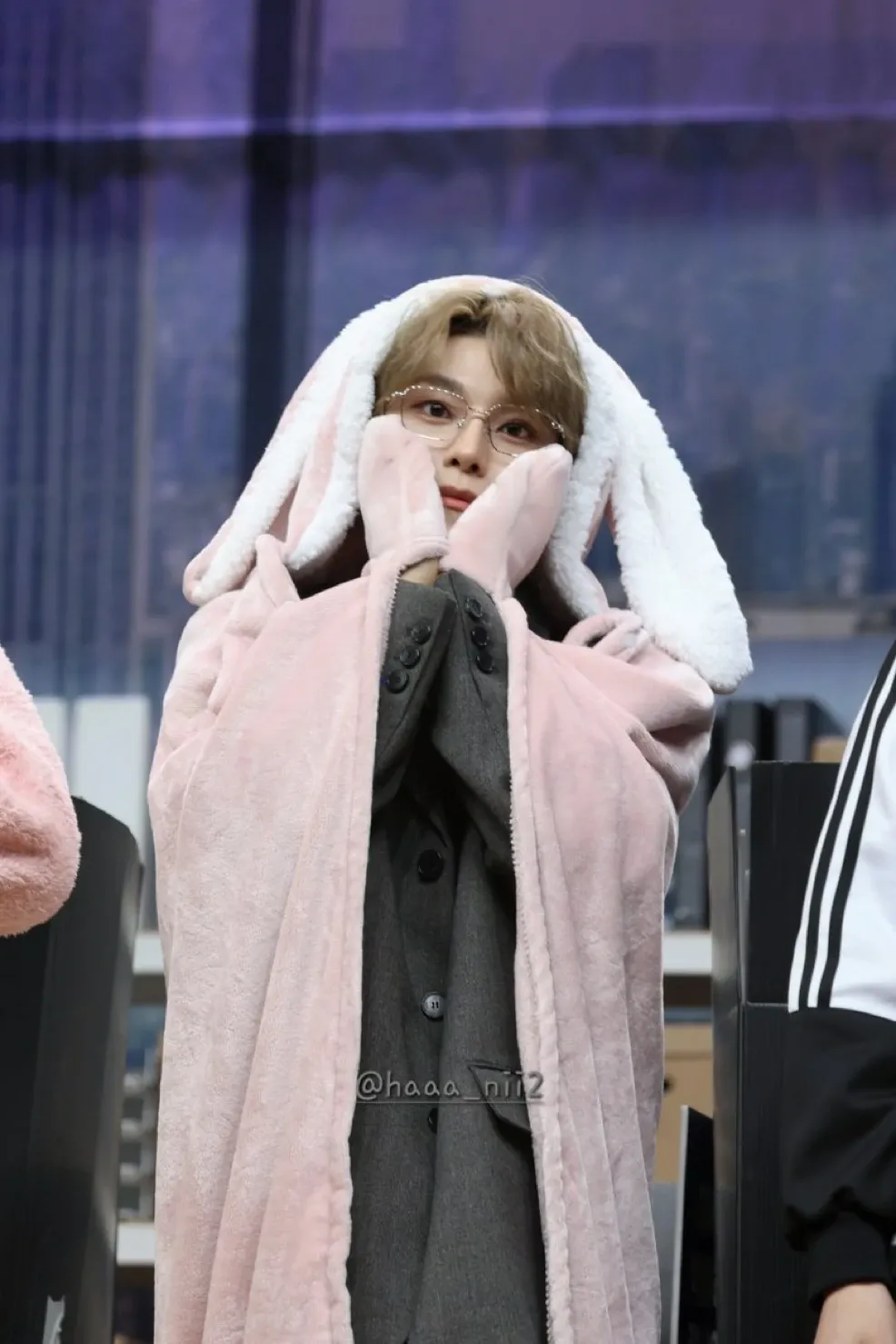 Behind-the-scenes cut of He Xinlong (ALPHA DRIVE ONE)