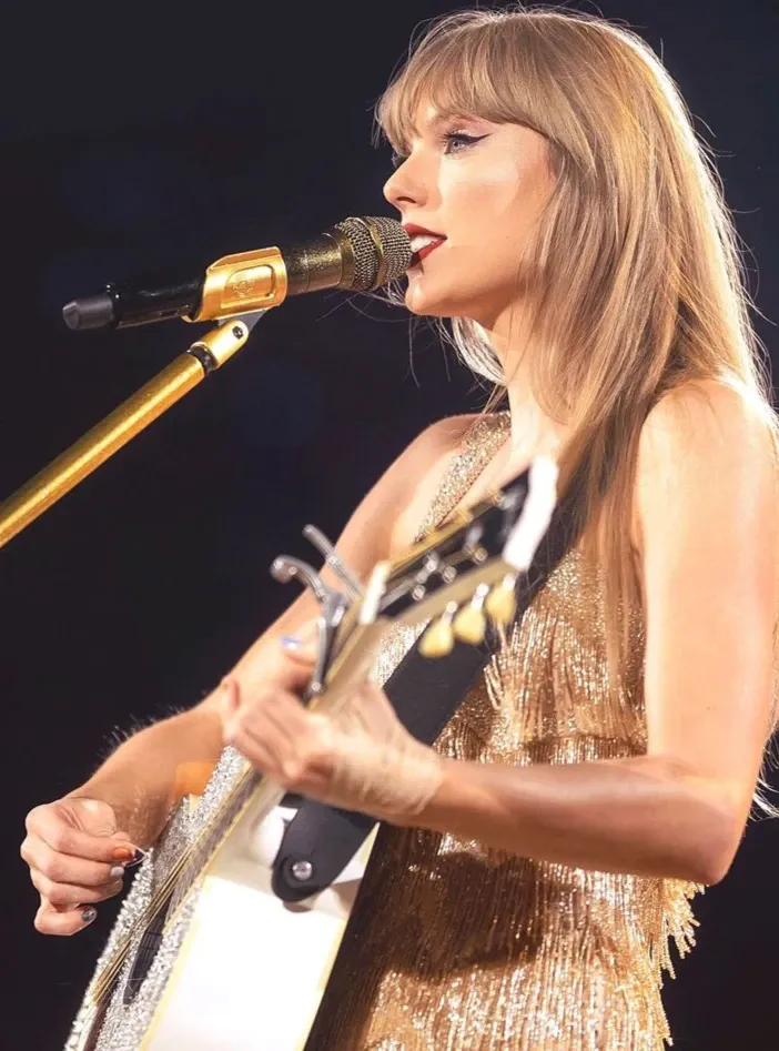 Behind-the-scenes cut of Taylor Swift