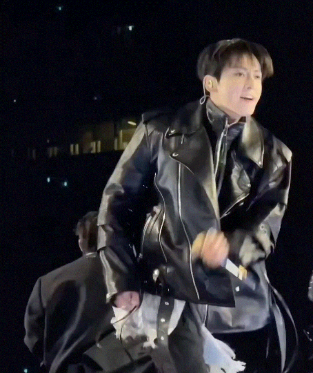 Potret di balik layar Jungkook (BTS)