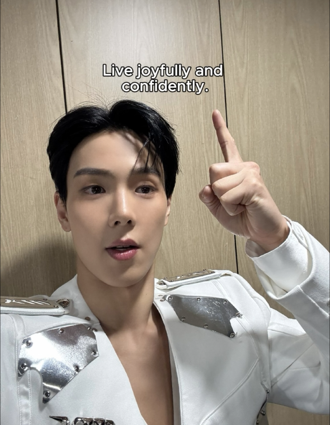 셔누 (몬스타엑스) 최근 활동샷