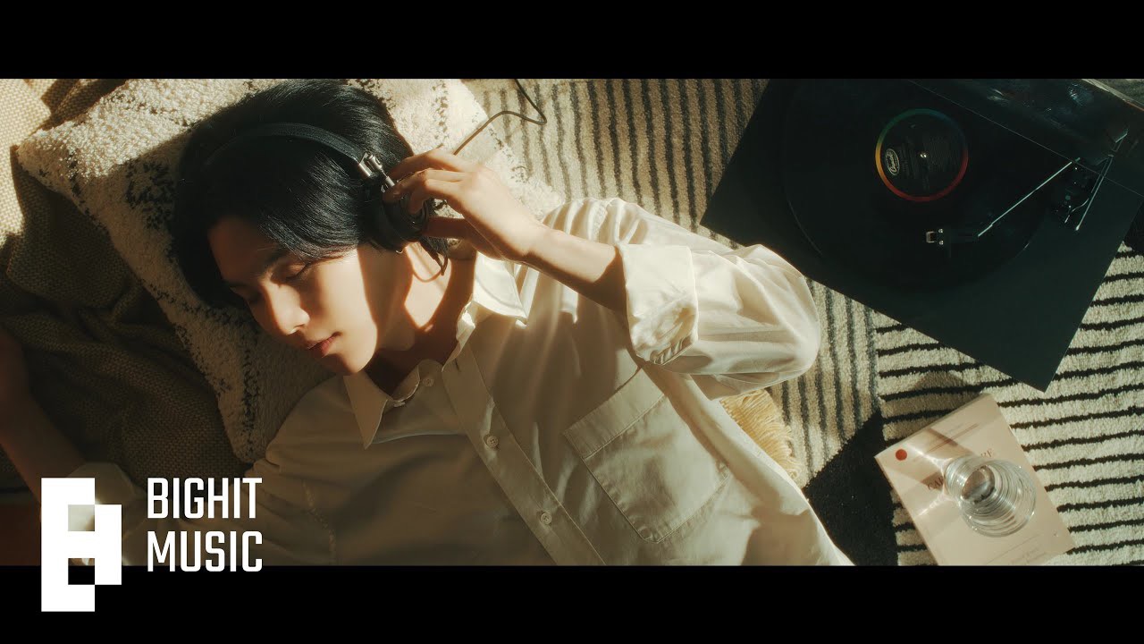 SUGA (BTS)の舞台裏ショット