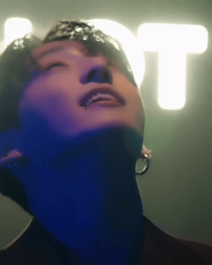 Momen yang diabadikan oleh penggemar Jungkook (BTS)