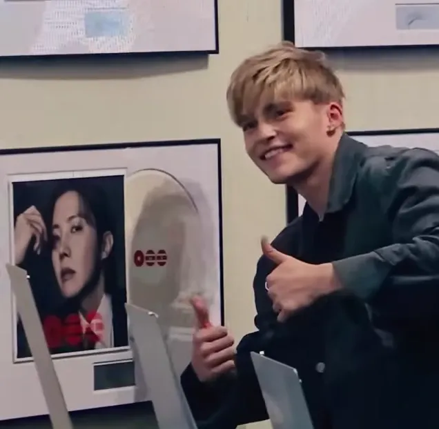 Gabi (SANTOS BRAVOS)的最新照片