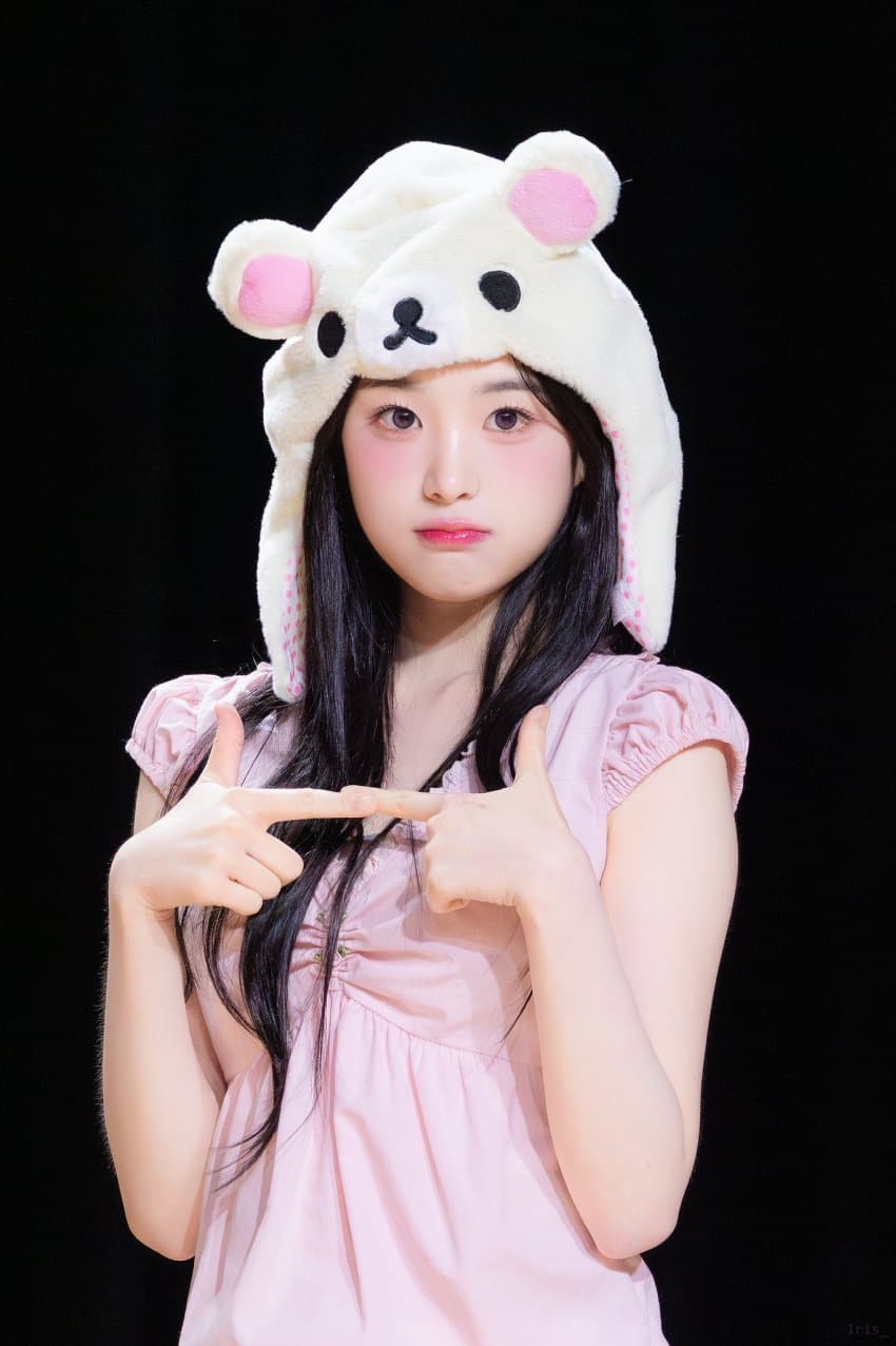 Recent activity shot of tripleS