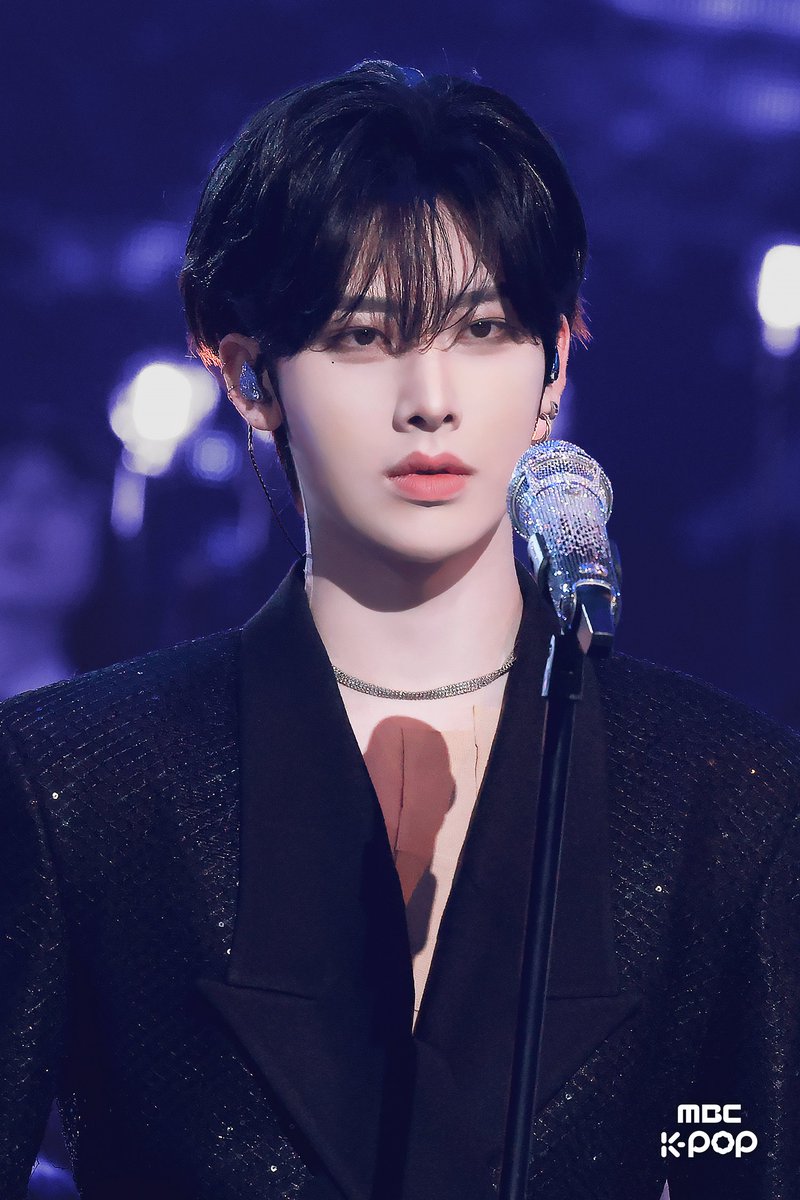 A moment captured by ZEROBASEONE's fan