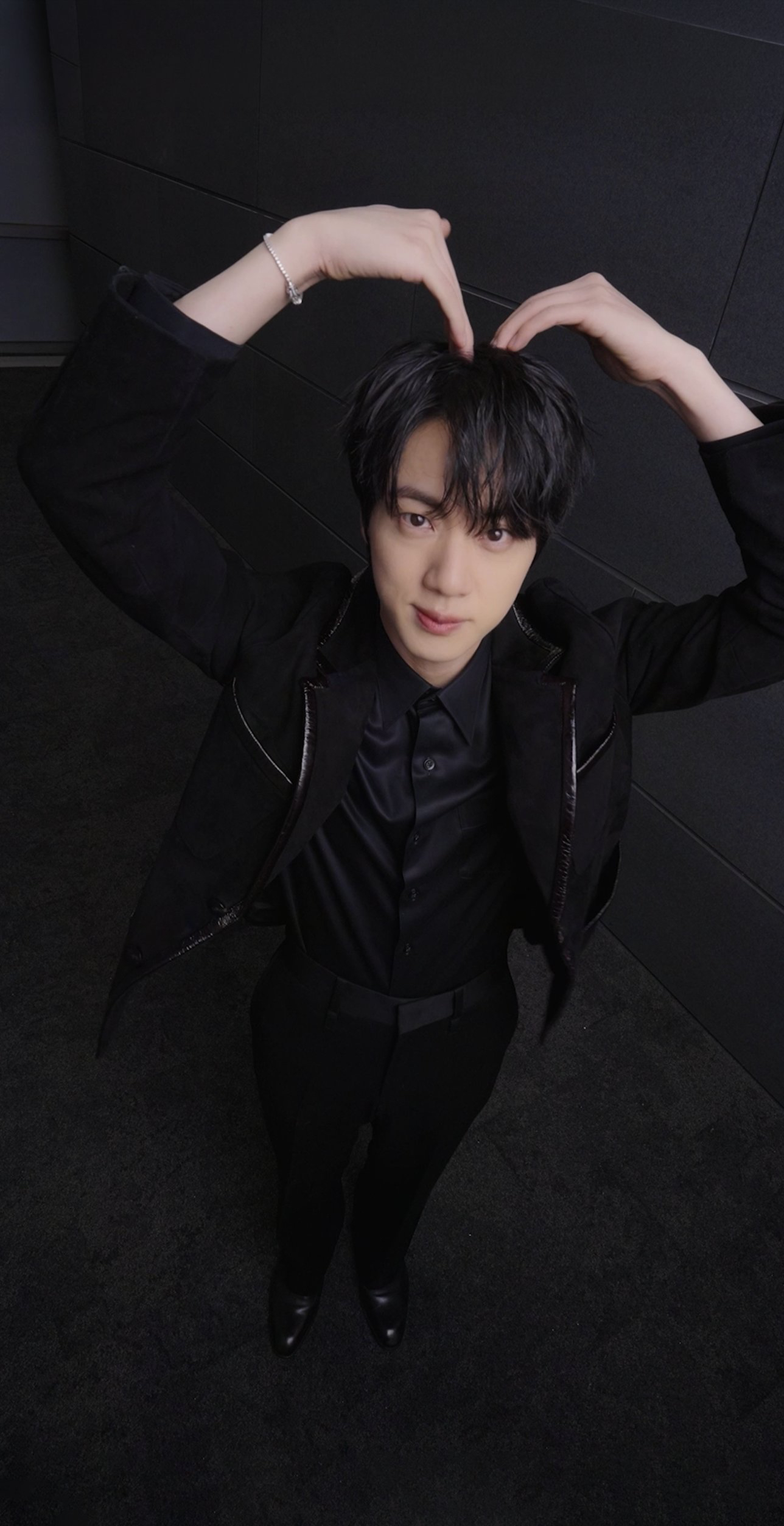 Fan-made special wallpaper for Jin (防弹少年团)