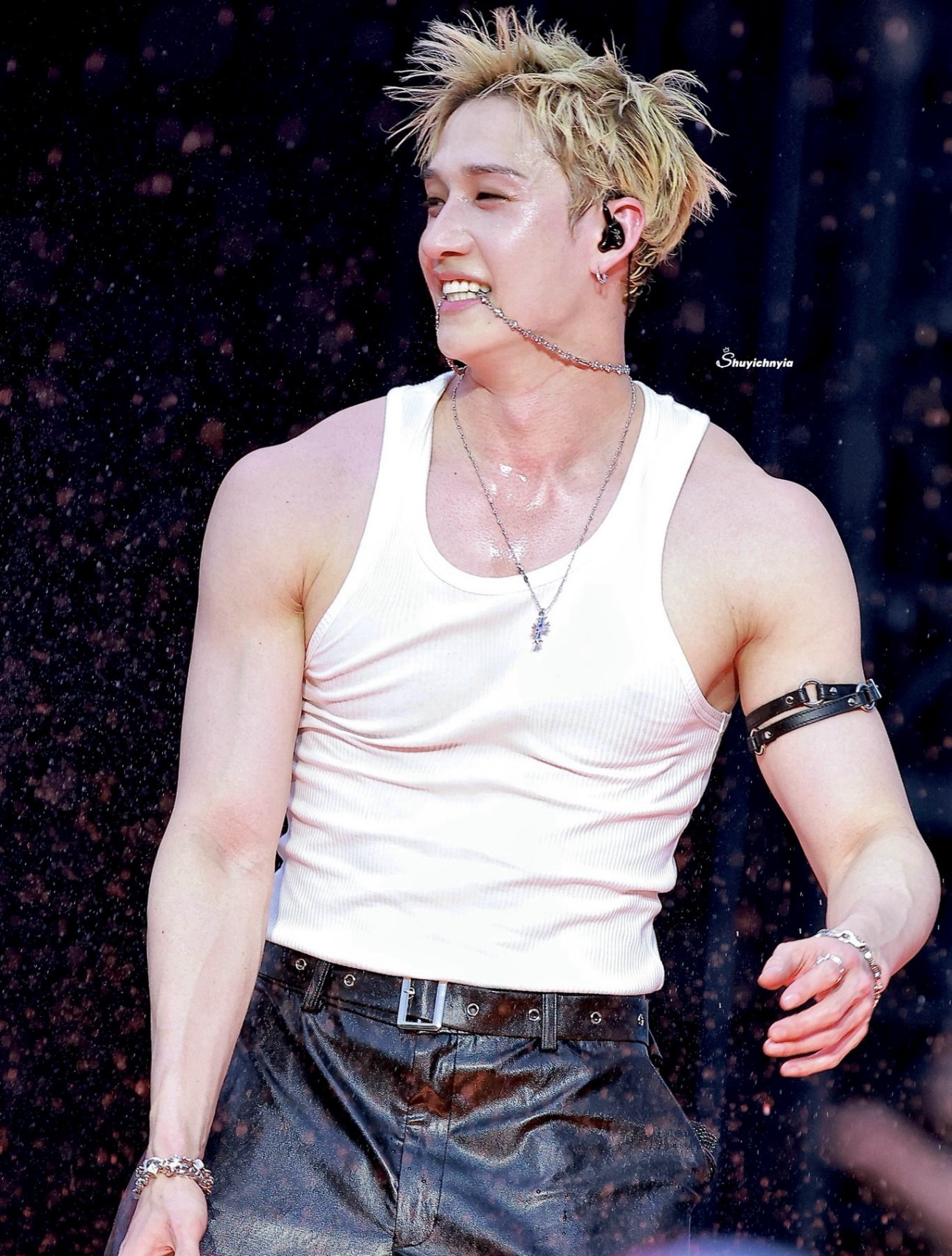 Foto aktivitas terbaru Bang Chan (Stray Kids)