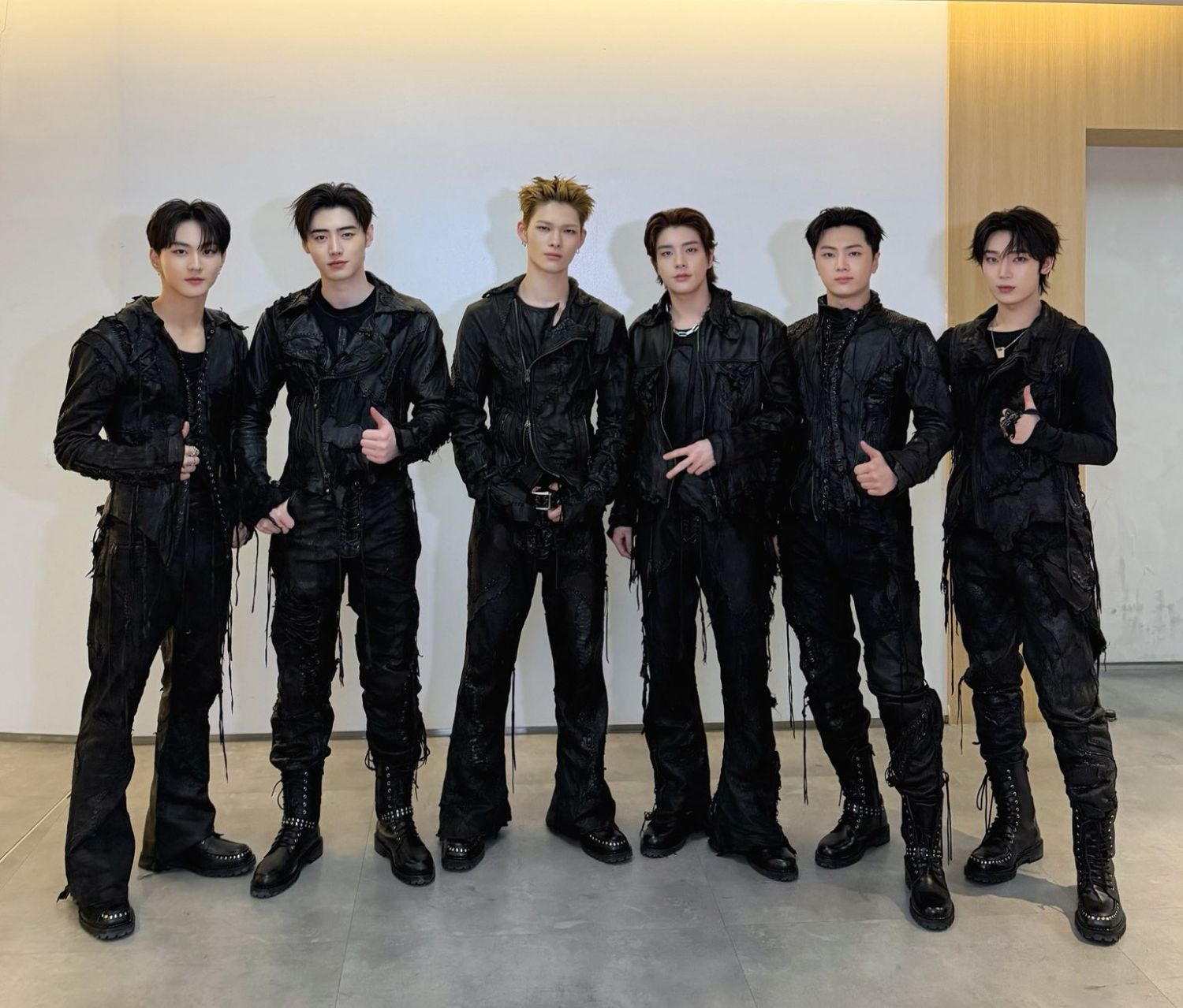 ENHYPEN의 최신 사진