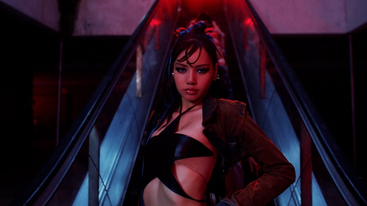 리사 (BLACKPINK) 최근 활동샷