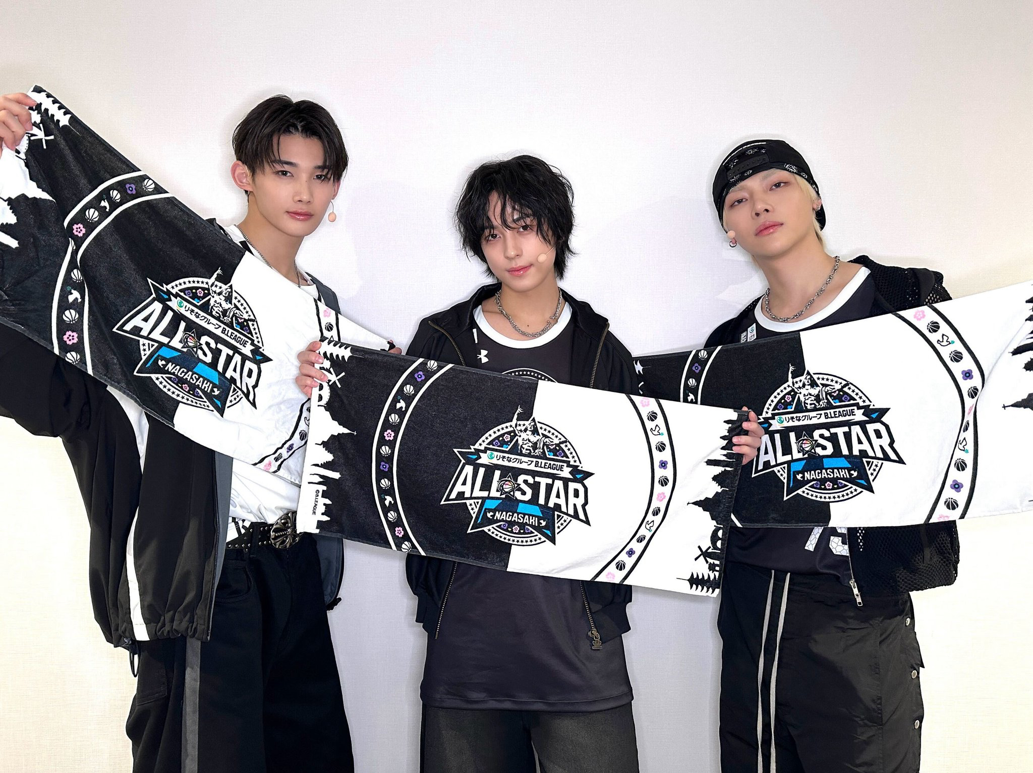 A moment captured by Nicholas (&TEAM)'s fan