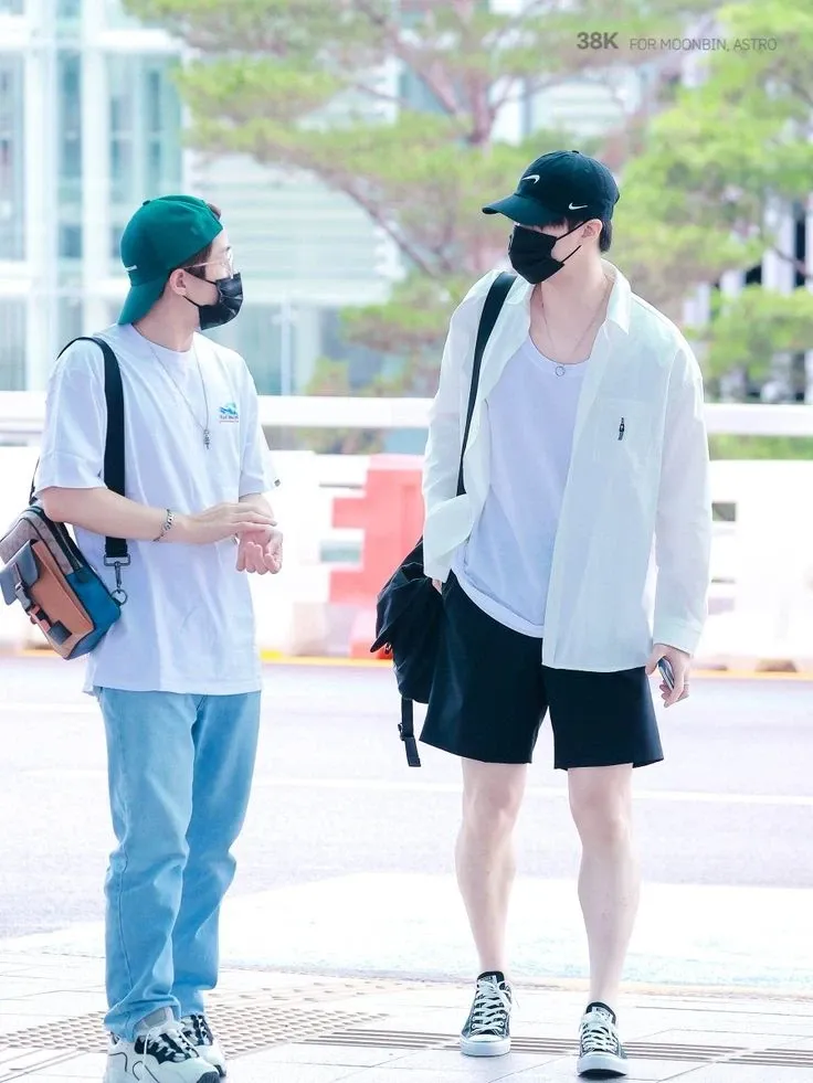 A moment captured by Moonbin (ASTRO)'s fan